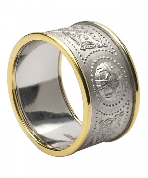 wed28-gents-shield-wed-wh-gold-yel-trim